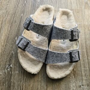 Birkenstock Light Grey Arizona Happy Lamb Sandals, 36/W5-5.5